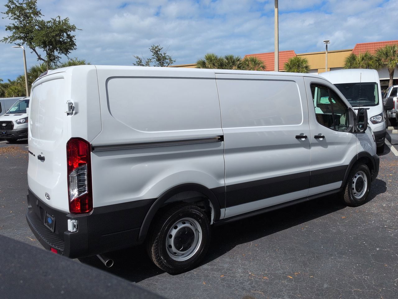 New 2026 Ford Transit 150 - photo 7