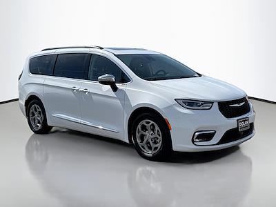 2023 Chrysler Pacifica FWD Minivan for sale #DAD25033 - photo 1