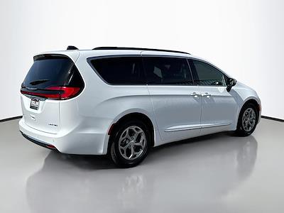2023 Chrysler Pacifica FWD Minivan for sale #DAD25033 - photo 2