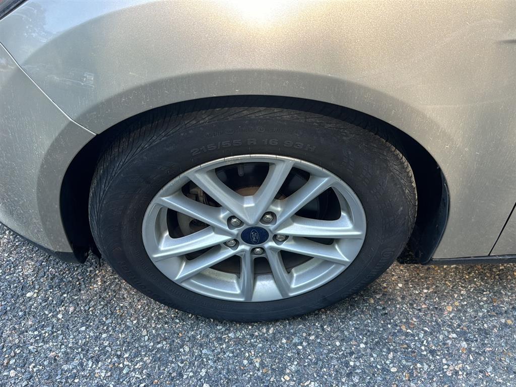 Used 2018 Ford Focus - photo 7