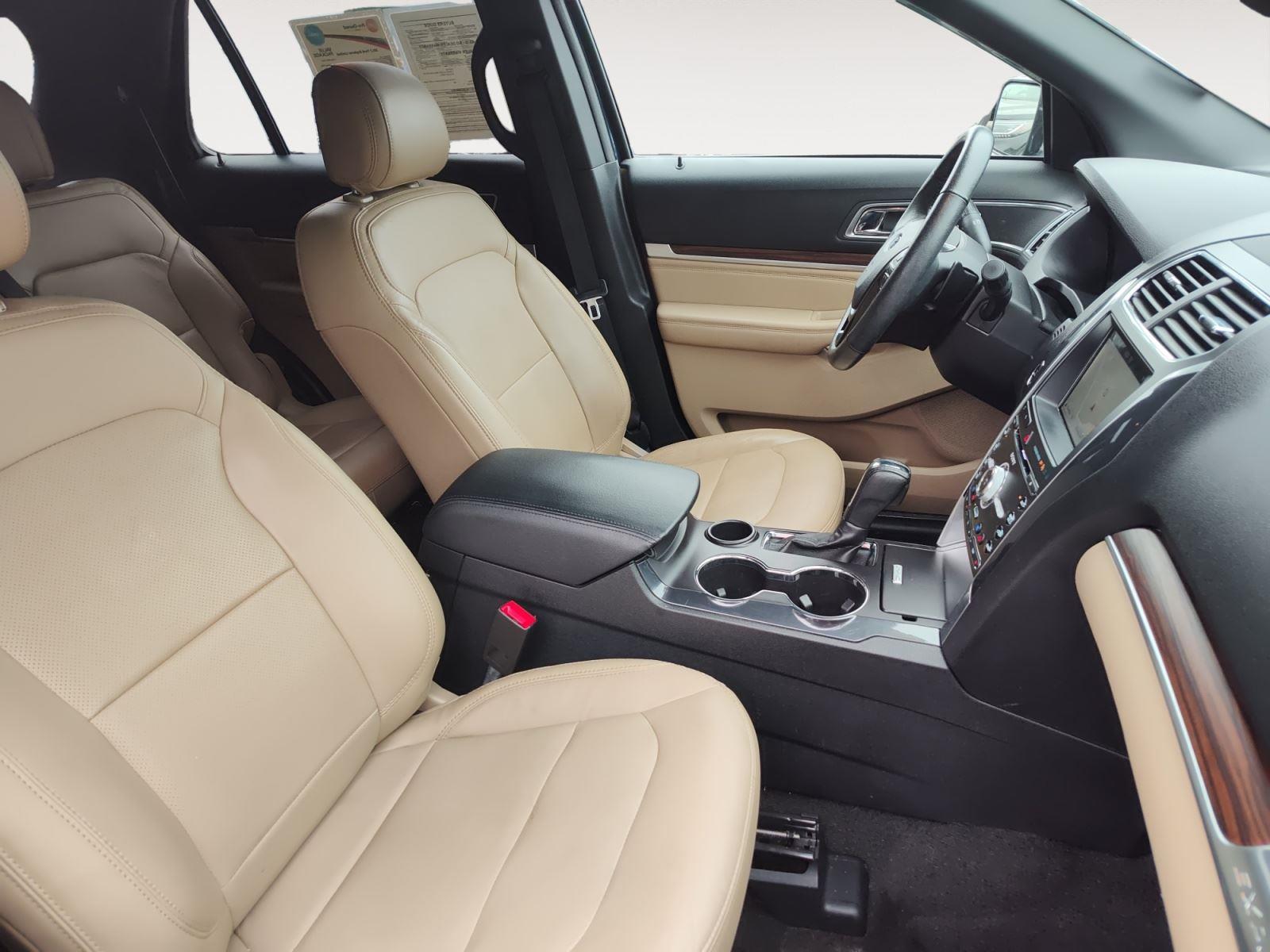 Used 2017 Ford Explorer - photo 7