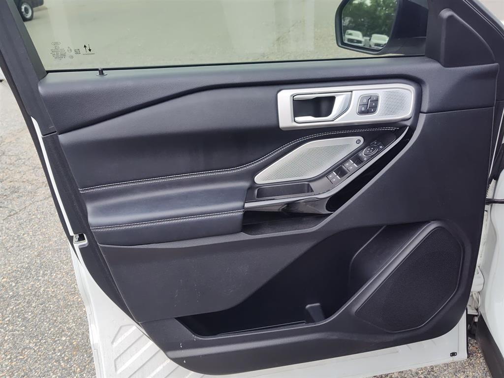 Used 2022 Ford Explorer - photo 9