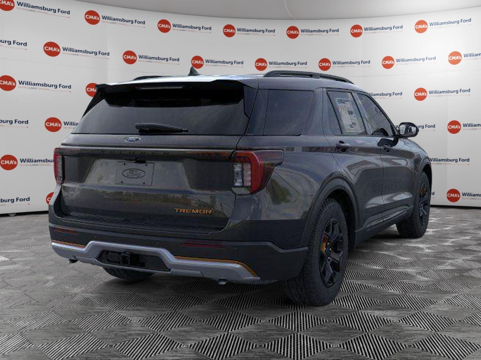 Used 2026 Ford Explorer - photo 10