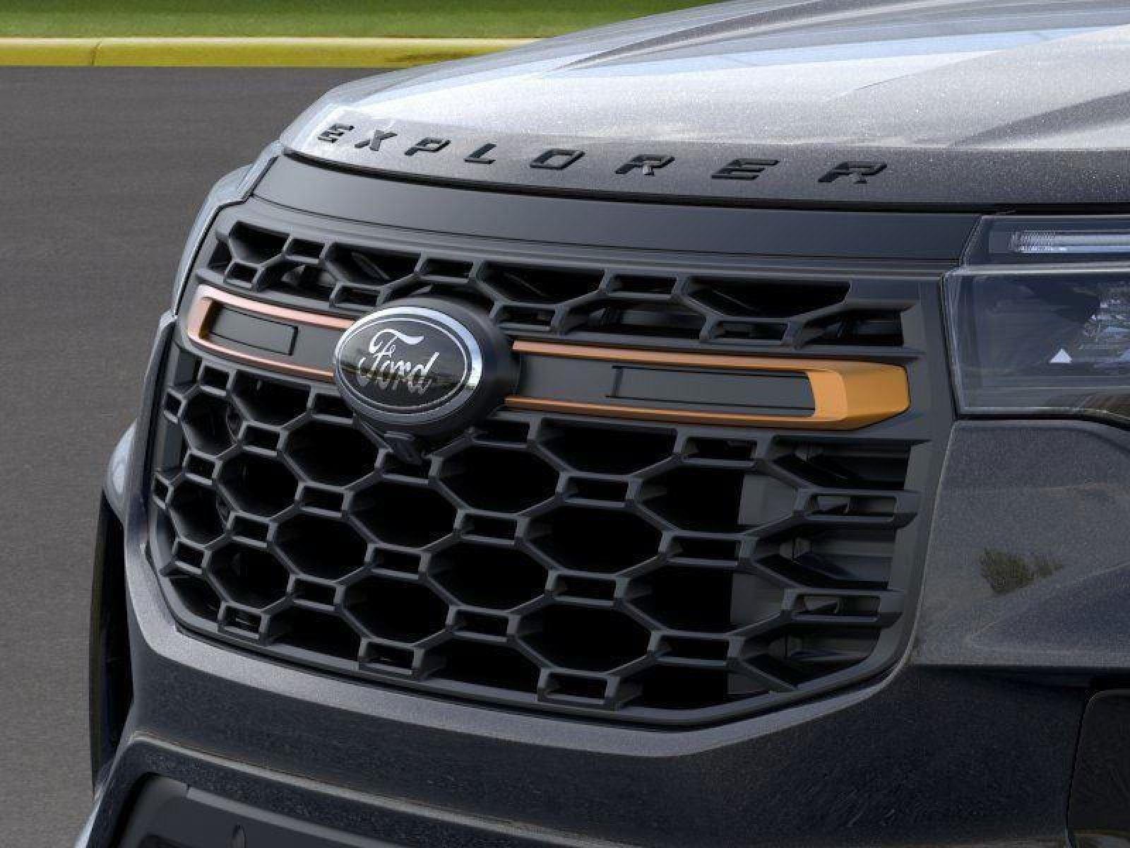 Used 2026 Ford Explorer - photo 19