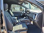 New 2025 GMC Canyon Elevation Crew Cab 4WD Pickup for sale #GS768 - photo 38