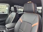 New 2025 GMC Canyon AT4 Crew Cab 4WD Pickup for sale #GS847 - photo 15