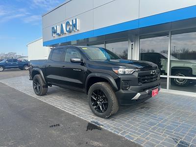 New 2025 Chevrolet Colorado Trail Boss Crew Cab 4WD Pickup for sale #25131 - photo 1