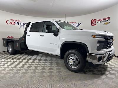 New 2025 Chevrolet Silverado 3500 Work Truck Crew Cab Flatbed Truck for sale #F290632 - photo 1