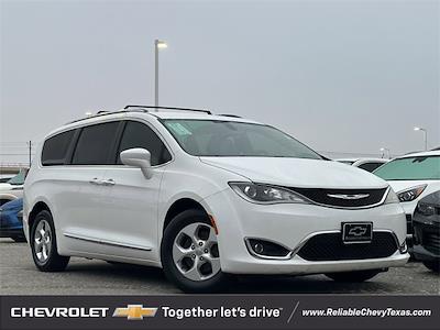 Used 2017 Chrysler Pacifica Minivan for sale #25C1178 - photo 2