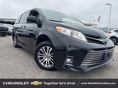 2019 Toyota Sienna FWD Minivan for sale #25C878 - photo 1