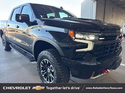 Used 2025 Chevrolet Silverado 1500 - photo 1