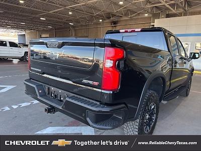 Used 2025 Chevrolet Silverado 1500 - photo 1