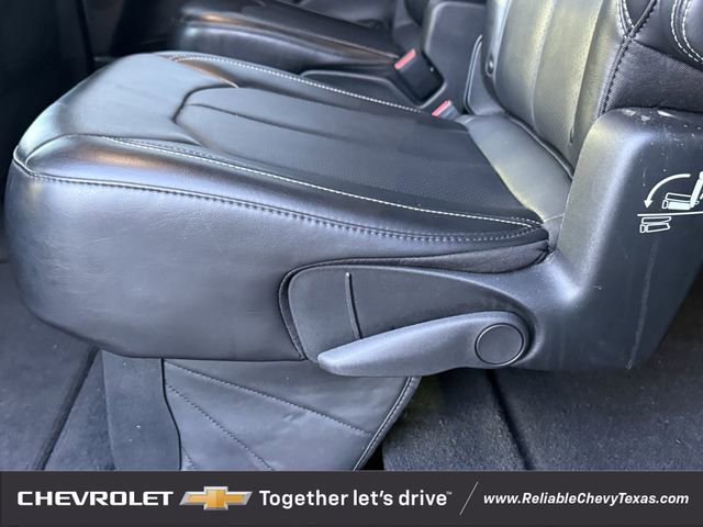 Used 2025 Chrysler Pacifica - photo 22