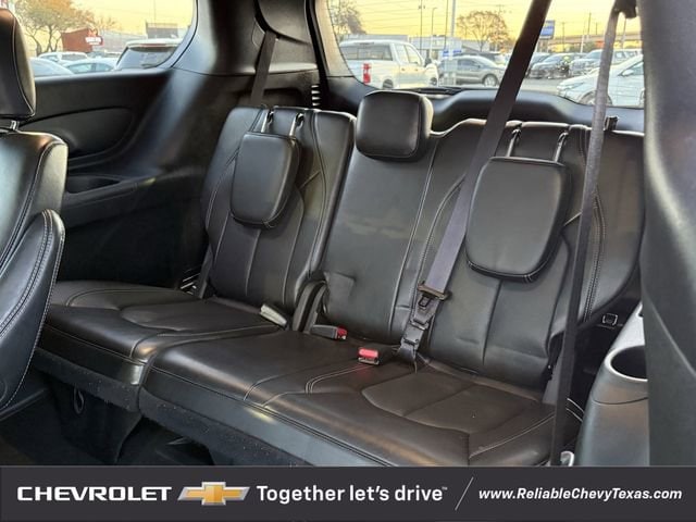 Used 2025 Chrysler Pacifica - photo 23
