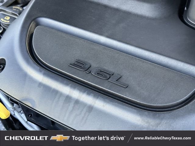 Used 2025 Chrysler Pacifica - photo 30
