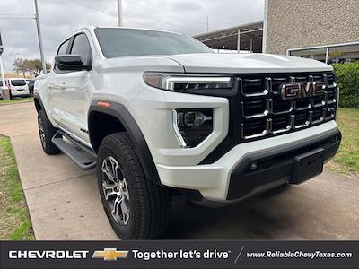 Used 2025 GMC Canyon - photo 1