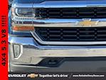 2017 Chevrolet Silverado 1500 Crew Cab 4x4, Pickup for sale #HG320187 - photo 9