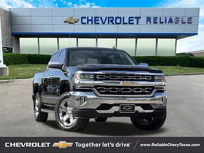 2018 Chevrolet Silverado 1500 Crew Cab 4x4, Pickup for sale #JG588753 - photo 1