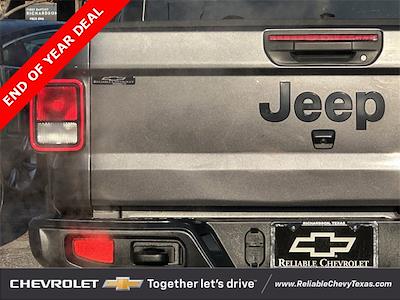 2022 Jeep Gladiator Crew Cab 4x4 Pickup for sale #NL110622 - photo 2