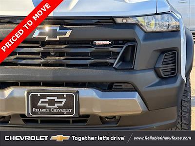 Used 2023 Chevrolet Colorado Trail Boss Crew Cab for sale #P1264412 - photo 2