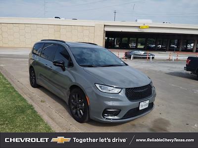 2023 Chrysler Pacifica FWD Minivan for sale #PR603268 - photo 1