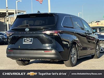 2023 Toyota Sienna FWD Minivan for sale #PS152568 - photo 2