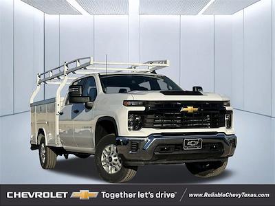 Used 2026 Chevrolet Silverado 2500 - photo 1