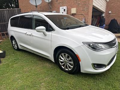2018 Chrysler Pacifica FWD Minivan for sale #TJR118901 - photo 1