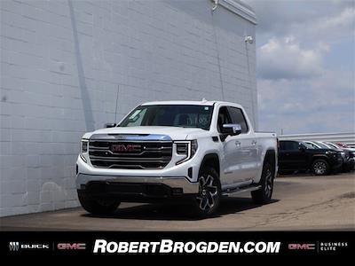 New 2025 GMC Sierra 1500 SLT Crew Cab 4WD Pickup for sale #60419A - photo 1