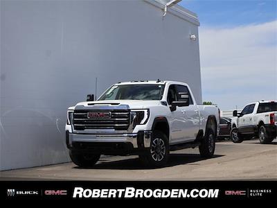 New 2025 GMC Sierra 2500 SLE Crew Cab 4WD Pickup for sale #62524 - photo 1