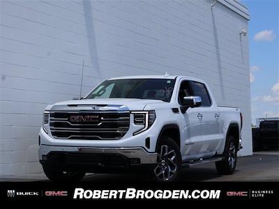 New 2025 GMC Sierra 1500 SLT Crew Cab 4WD Pickup for sale #64074 - photo 1