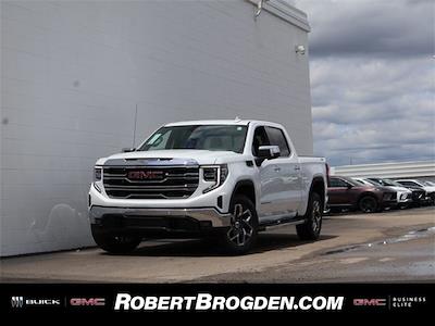 New 2025 GMC Sierra 1500 SLT Crew Cab 4WD Pickup for sale #66297 - photo 1