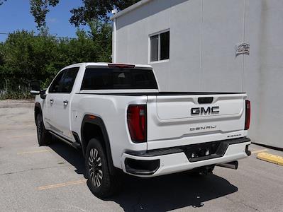 New 2025 GMC Sierra 2500 Denali Ultimate Crew Cab 4WD Pickup for sale #69684 - photo 2