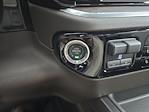 New 2025 GMC Sierra 2500 SLT Crew Cab 4WD Pickup for sale #25G153 - photo 18