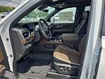 New 2025 GMC Yukon Denali Ultimate 4WD SUV for sale #25G163 - photo 14