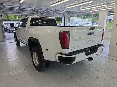 New 2025 GMC Sierra 3500 Denali Ultimate Crew Cab 4WD Pickup for sale #25G189 - photo 2