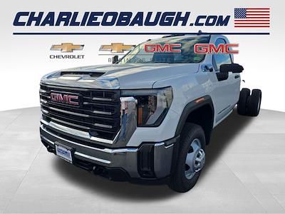 New 2026 GMC Sierra 3500 Regular Cab 84 CA Cab Chassis for sale #26WG30 - photo 1