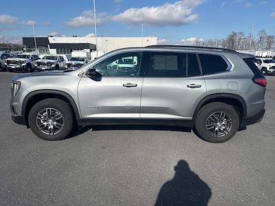 Used 2025 GMC Acadia - photo 1