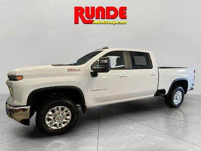 New 2025 Chevrolet Silverado 3500 LT Crew Cab 4WD Pickup for sale #SF359823 - photo 1