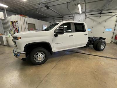 New 2026 Chevrolet Silverado 3500 Work Truck Crew Cab 4WD Cab Chassis for sale #TF117687 - photo 1