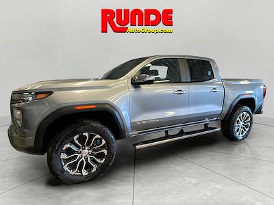 New 2025 GMC Canyon Denali Crew Cab 4WD Pickup for sale #S1227317 - photo 1