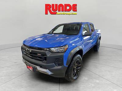 New 2025 Chevrolet Colorado Trail Boss Crew Cab 4WD Pickup for sale #S1181366 - photo 1