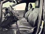 Used 2025 Chrysler Pacifica Select Minivan for sale #999147 - photo 12