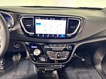 Used 2025 Chrysler Pacifica Select Minivan for sale #999147 - photo 20