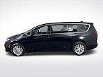Used 2025 Chrysler Pacifica Select Minivan for sale #999147 - photo 8