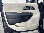 Used 2022 Chrysler Pacifica Touring L Minivan for sale #999178 - photo 16