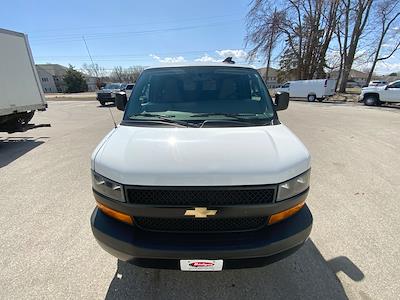 Used 2022 Chevrolet Express 3500 - photo 1