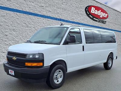 Used 2025 Chevrolet Express 3500 - photo 1