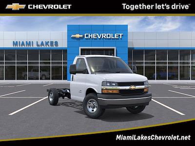 New 2025 Chevrolet Express 3500 Cutaway for sale #C5X194957 - photo 1