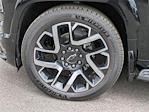 2024 Chevrolet Silverado EV Crew Cab 4WD Pickup for sale #47880 - photo 32
